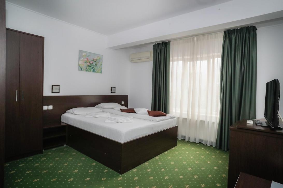 Hotel Pami Cluj-Napoca Exterior foto