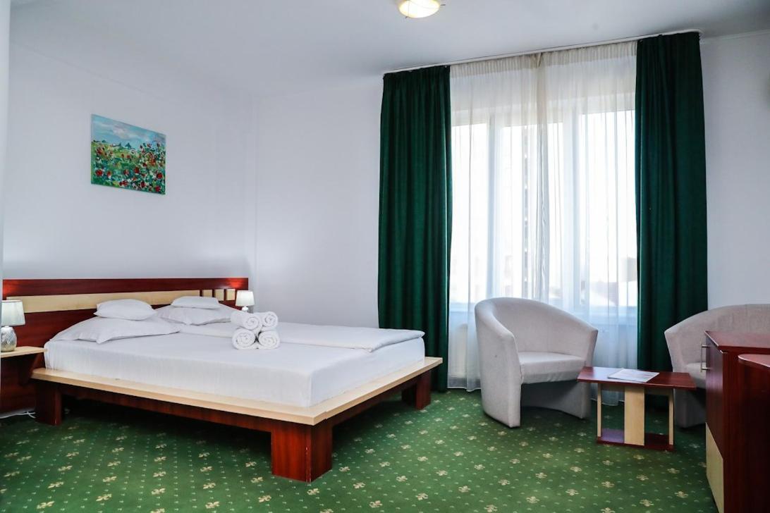 Hotel Pami Cluj-Napoca Exterior foto